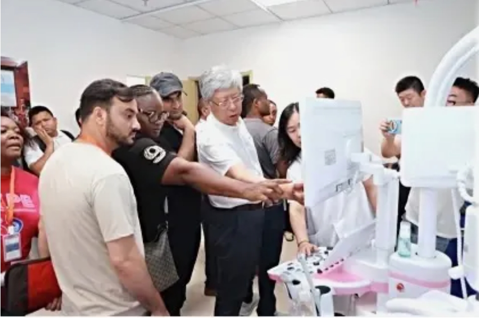 3e0c930c21c4442f90af7bd648ee30ea.png image.png